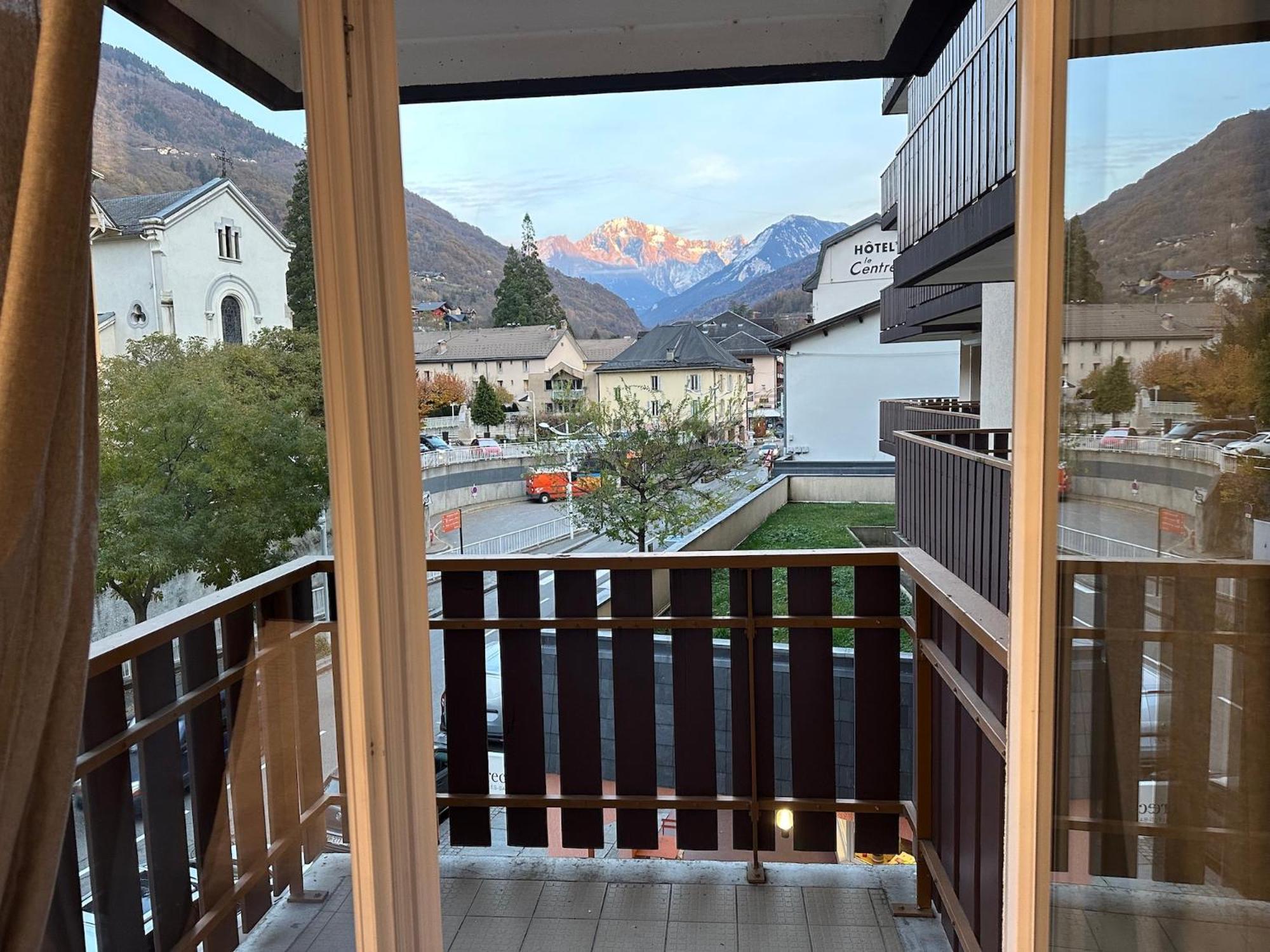 Loft Hatisas بريد-لي-بان المظهر الخارجي الصورة